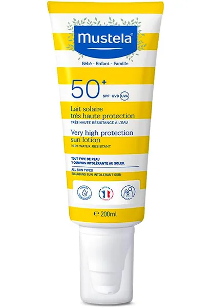 51J-gBLPqvL._AC_SX679__resultado Mustela Protetor Solar 200ml FPS 50+ Filtro Solar Rosto e Corpo Para Bebês, Crianças e Adultos - Alta Proteção Solar com Fórmula Hipoalergênica para Todos os Tipos de Pele - Imagem 1